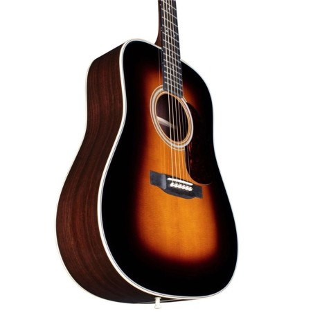 Martin D-28 Sunburst (2025)