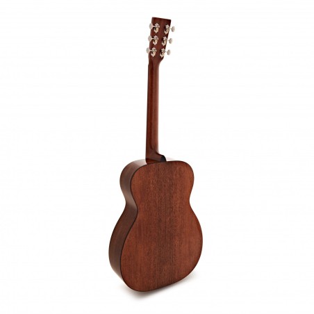 Martin 00-18 (2025)
