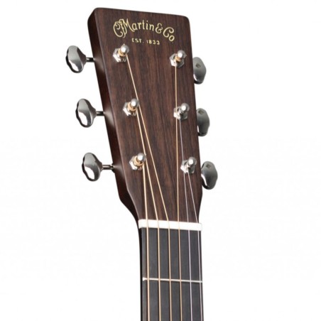 Martin 000-18 (2025)
