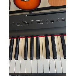 YAMAHA P125 BK (USATO)