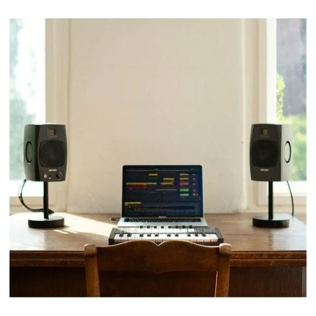 ADAM AUDIO D3V Black