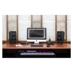 ADAM AUDIO A4V