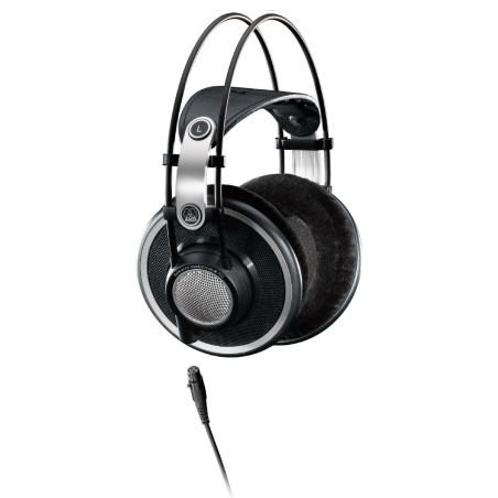 AKG K702
