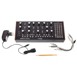 Moog Mother-32